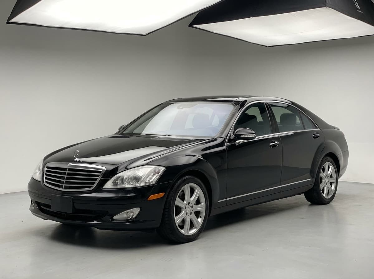 MERCEDES-BENZ W221